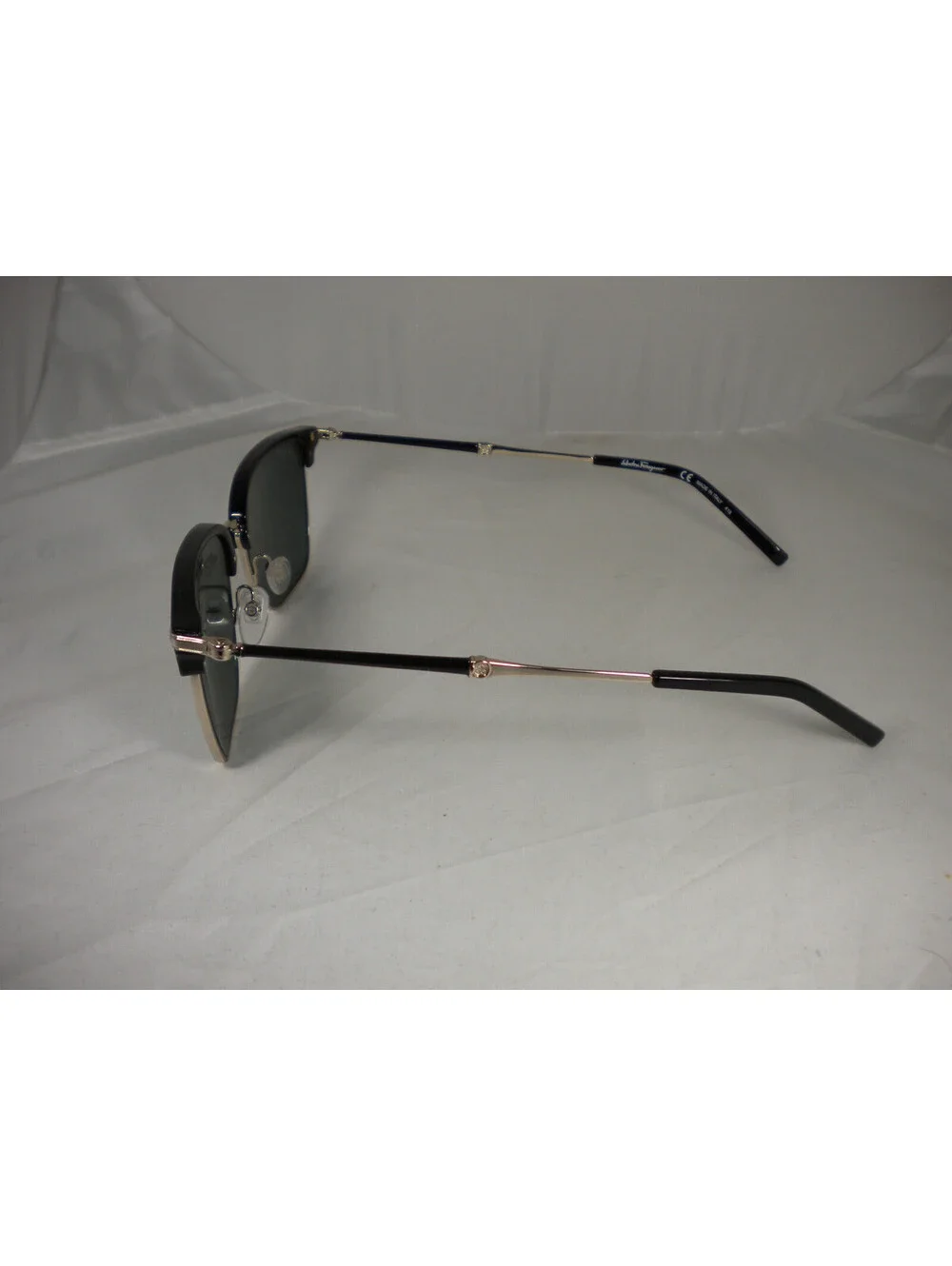 Salvatore Ferragamo SF227S 703 (310)